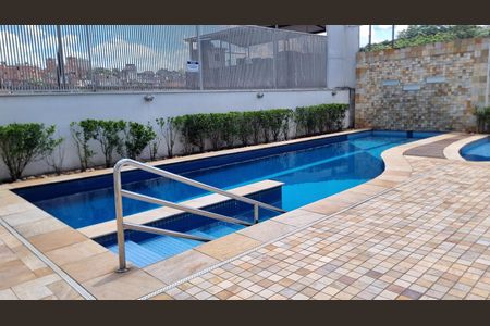 Apartamento à venda com 72m², 3 quartos e 2 vagas Apartamento à venda com 72m², 3 quartos e 2 vagasÁrea comum - Piscina