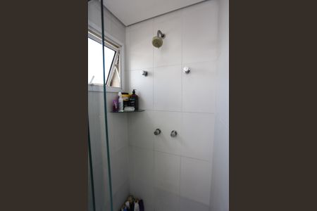 Apartamento à venda com 72m², 3 quartos e 2 vagas Apartamento à venda com 72m², 3 quartos e 2 vagasBanheiro da Suíte