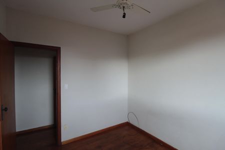 Apartamento à venda com 78m², 3 quartos e 2 vagasQuarto 2