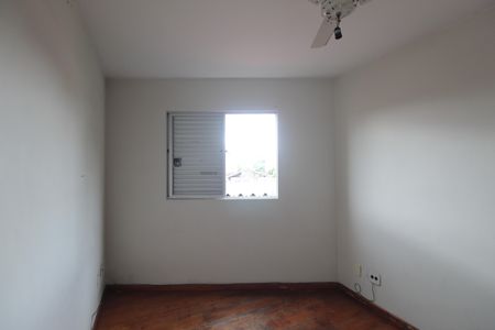 Apartamento à venda com 78m², 3 quartos e 2 vagasQuarto 2