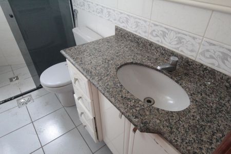 Apartamento à venda com 78m², 3 quartos e 2 vagasBanheiro Social