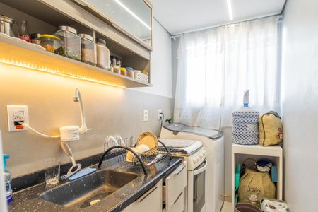 Apartamento à venda com 38m², 2 quartos e 1 vaga Apartamento à venda com 38m², 2 quartos e 1 vagaCozinha e Área de Serviço