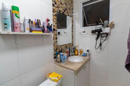 Apartamento à venda com 97m², 3 quartos e 1 vaga Apartamento à venda com 97m², 3 quartos e 1 vagaBanheiro da Suíte