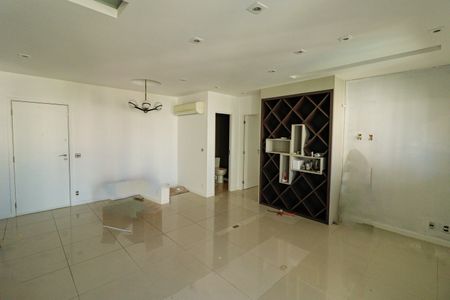 Apartamento para alugar com 116m², 2 quartos e 2 vagasSala