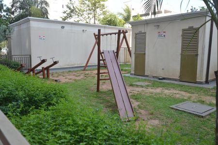 Apartamento para alugar com 50m², 2 quartos e 2 vagasÁrea comum - Playground