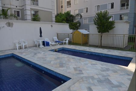 Apartamento para alugar com 50m², 2 quartos e 2 vagasÁrea comum - Piscina