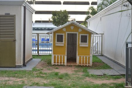 Apartamento para alugar com 50m², 2 quartos e 2 vagasÁrea comum - Playground