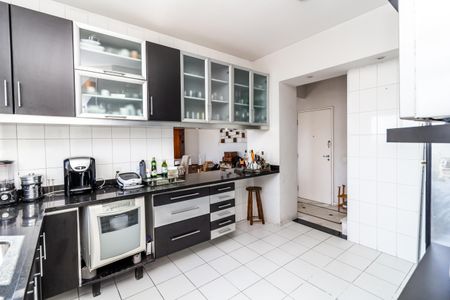 Apartamento para alugar com 264m², 3 quartos e 3 vagasCozinha