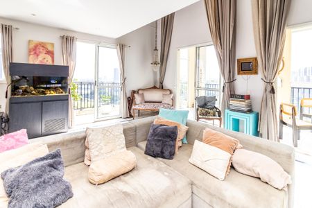 Apartamento para alugar com 264m², 3 quartos e 3 vagasSala