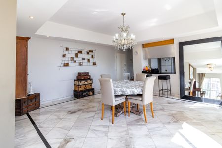 Apartamento para alugar com 264m², 3 quartos e 3 vagasSala