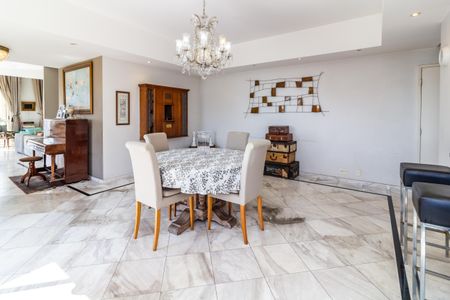 Apartamento para alugar com 264m², 3 quartos e 3 vagasSala
