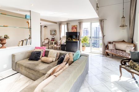 Apartamento para alugar com 264m², 3 quartos e 3 vagasSala