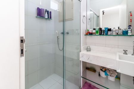 Apartamento para alugar com 264m², 3 quartos e 3 vagasBanheiro da Suíte 1