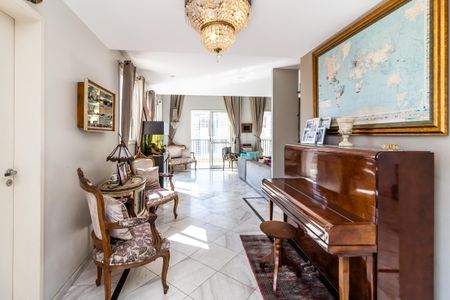 Apartamento para alugar com 264m², 3 quartos e 3 vagasSala