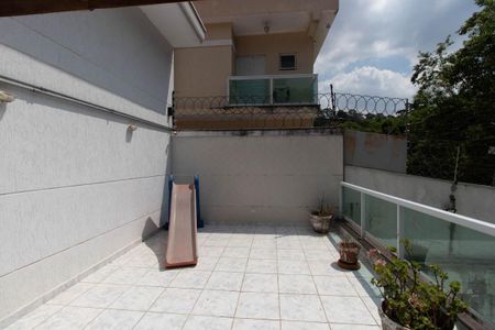 Casa de condomínio à venda com 90m², 3 quartos e 2 vagasÁrea Comum - Playground