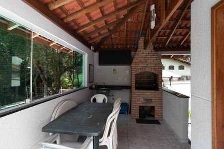 Casa de condomínio à venda com 90m², 3 quartos e 2 vagasÁrea comum - Churrasqueira