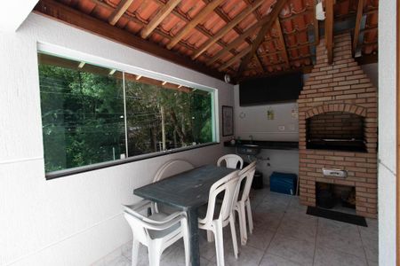 Casa de condomínio à venda com 90m², 3 quartos e 2 vagasÁrea comum - Churrasqueira