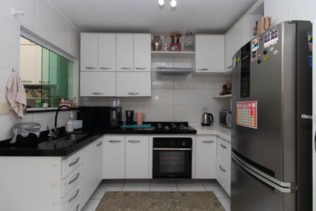 Casa de condomínio à venda com 90m², 3 quartos e 2 vagasCozinha