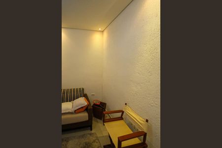 Casa à venda com 245m², 4 quartos e 6 vagasSala 02