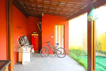 Casa à venda com 245m², 4 quartos e 6 vagasChurrasqueira