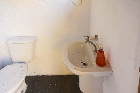 Casa à venda com 245m², 4 quartos e 6 vagasLavabo