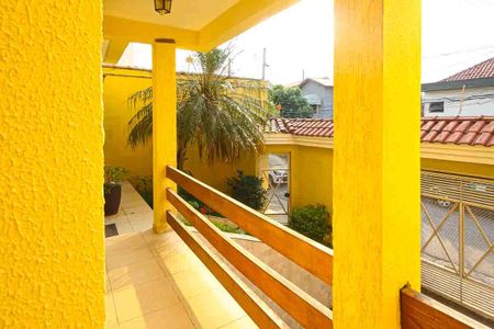 Casa à venda com 245m², 4 quartos e 6 vagasCorredor Lateral