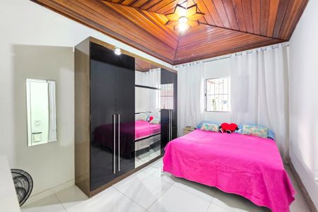 Casa para alugar com 100m², 2 quartos e 5 vagasSuíte 1