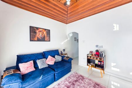 Casa para alugar com 100m², 2 quartos e 5 vagasSala