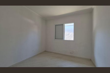 Casa de condomínio à venda com 131m², 3 quartos e 2 vagasQuarto