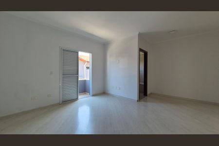 Casa de condomínio à venda com 131m², 3 quartos e 2 vagasSuíte