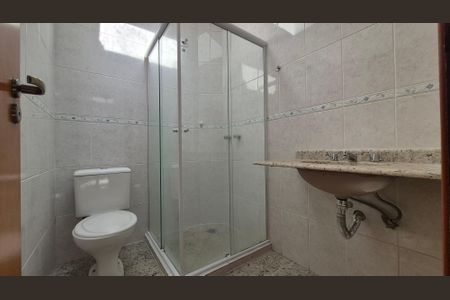 Casa de condomínio à venda com 131m², 3 quartos e 2 vagasBanheiro