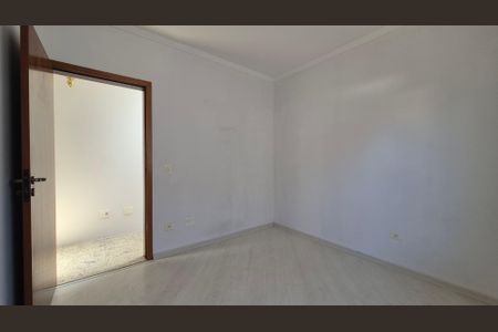 Casa de condomínio à venda com 131m², 3 quartos e 2 vagasQuarto