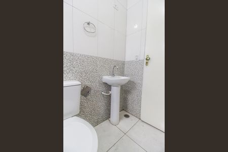 Casa para alugar com 80m², 2 quartos e 2 vagasBanheiro 2