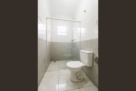 Casa para alugar com 80m², 2 quartos e 2 vagasBanheiro 2