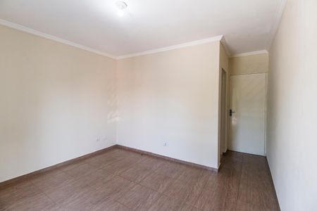 Casa para alugar com 80m², 2 quartos e 2 vagasSuíte
