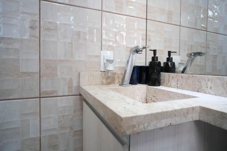 Apartamento para alugar com 41m², 2 quartos e sem vagaBanheiro