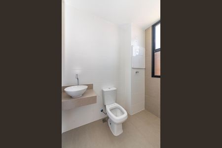 Apartamento à venda com 61m², 2 quartos e 2 vagas Apartamento à venda com 61m², 2 quartos e 2 vagasBanheiro da Suíte 2