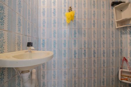 Apartamento à venda com 300m², 6 quartos e sem vaga Apartamento à venda com 300m², 6 quartos e sem vagaBanheiro de Serviço