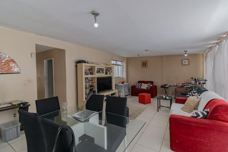 Apartamento à venda com 300m², 6 quartos e sem vaga Apartamento à venda com 300m², 6 quartos e sem vagaSala 2