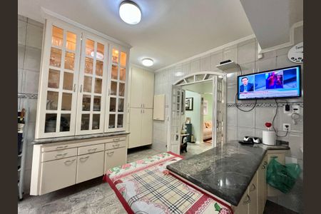 Casa à venda com 222m², 4 quartos e 3 vagasCozinha