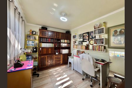 Casa à venda com 222m², 4 quartos e 3 vagasQuarto de Serviço