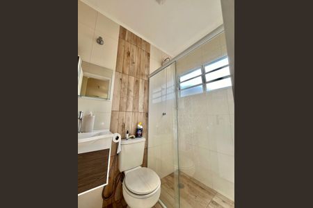 Casa à venda com 222m², 4 quartos e 3 vagasBanheiro da Suite Edícula