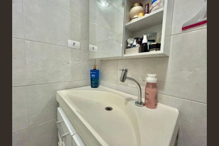 Casa à venda com 222m², 4 quartos e 3 vagasBanheiro da Suíte