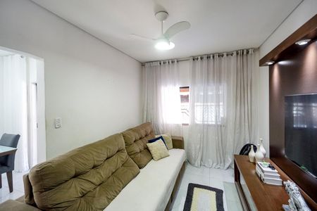 Casa à venda com 199m², 4 quartos e 3 vagasSala de estar