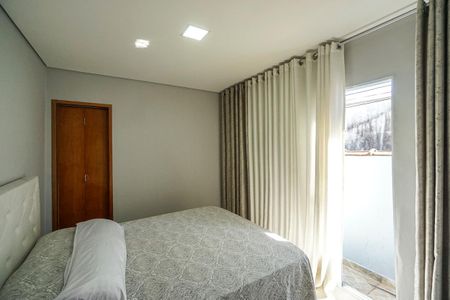 Casa à venda com 199m², 4 quartos e 3 vagasSuíte