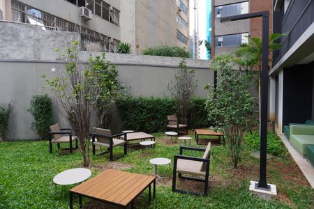 Studio à venda com 27m², 1 quarto e sem vagaCondomínio