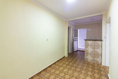 Casa para alugar com 55m², 2 quartos e sem vaga Casa para alugar com 55m², 2 quartos e sem vagaSala