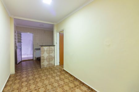 Casa para alugar com 55m², 2 quartos e sem vaga Casa para alugar com 55m², 2 quartos e sem vagaSala