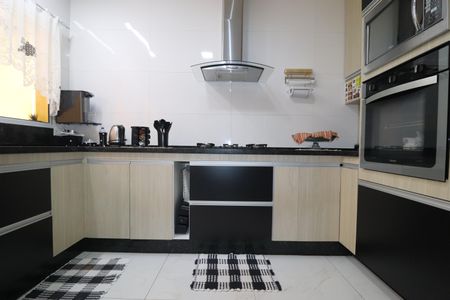 Casa à venda com 120m², 3 quartos e 2 vagasCozinha