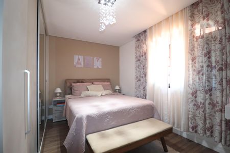 Casa à venda com 120m², 3 quartos e 2 vagasQUarto 1